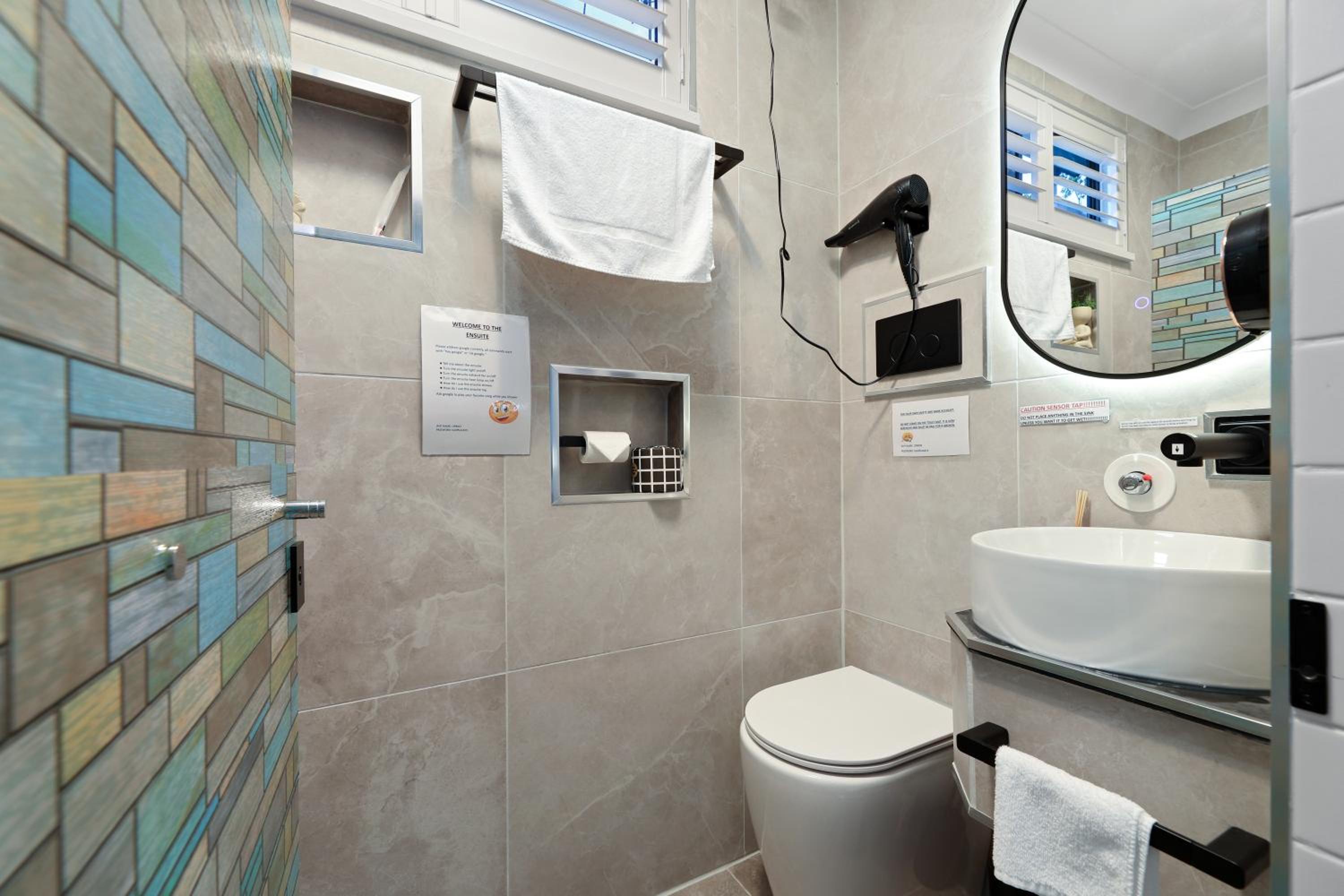 The Smart Retreat-Voice control smart house spa bath cinema