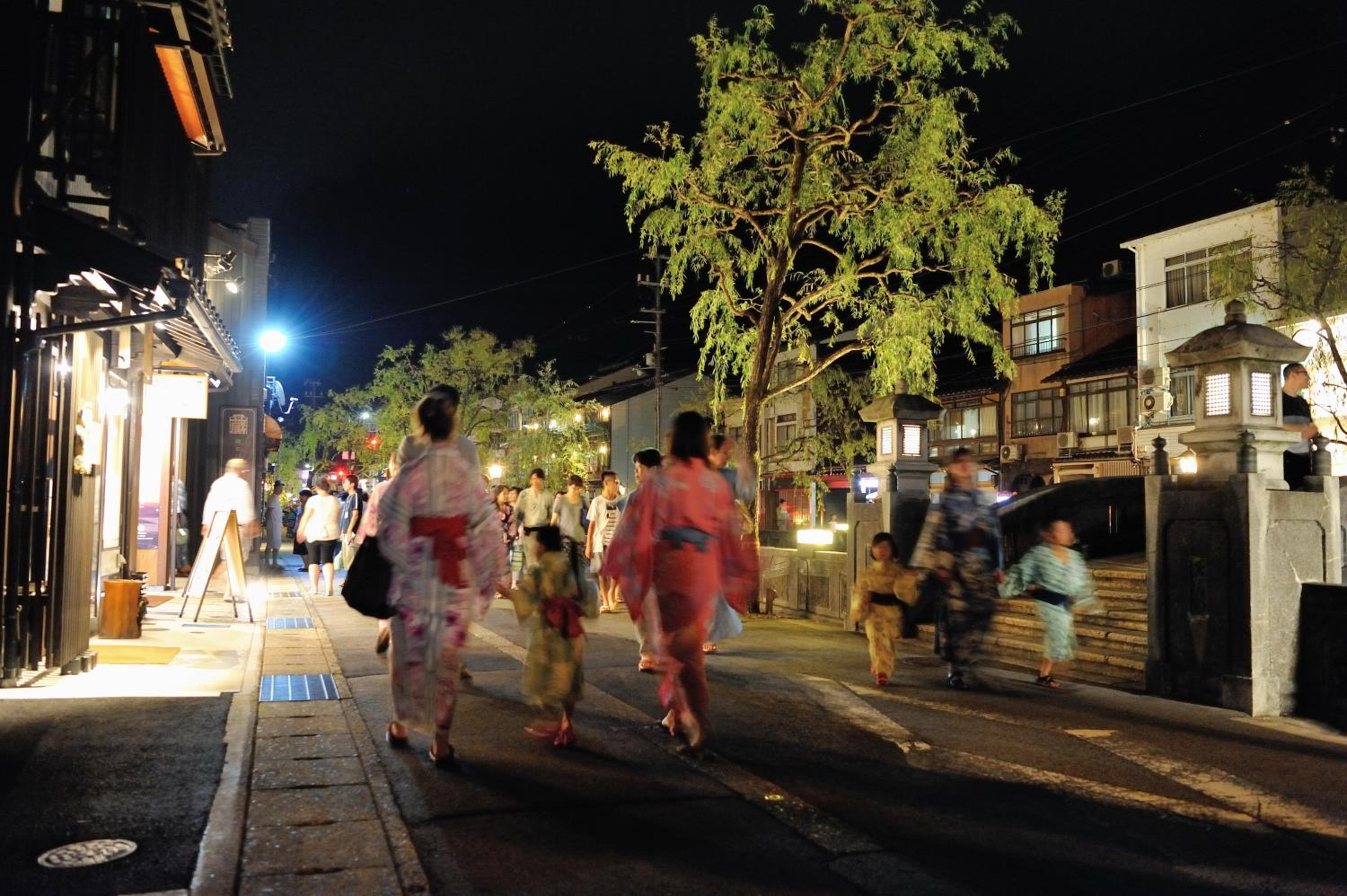 Mikuniya