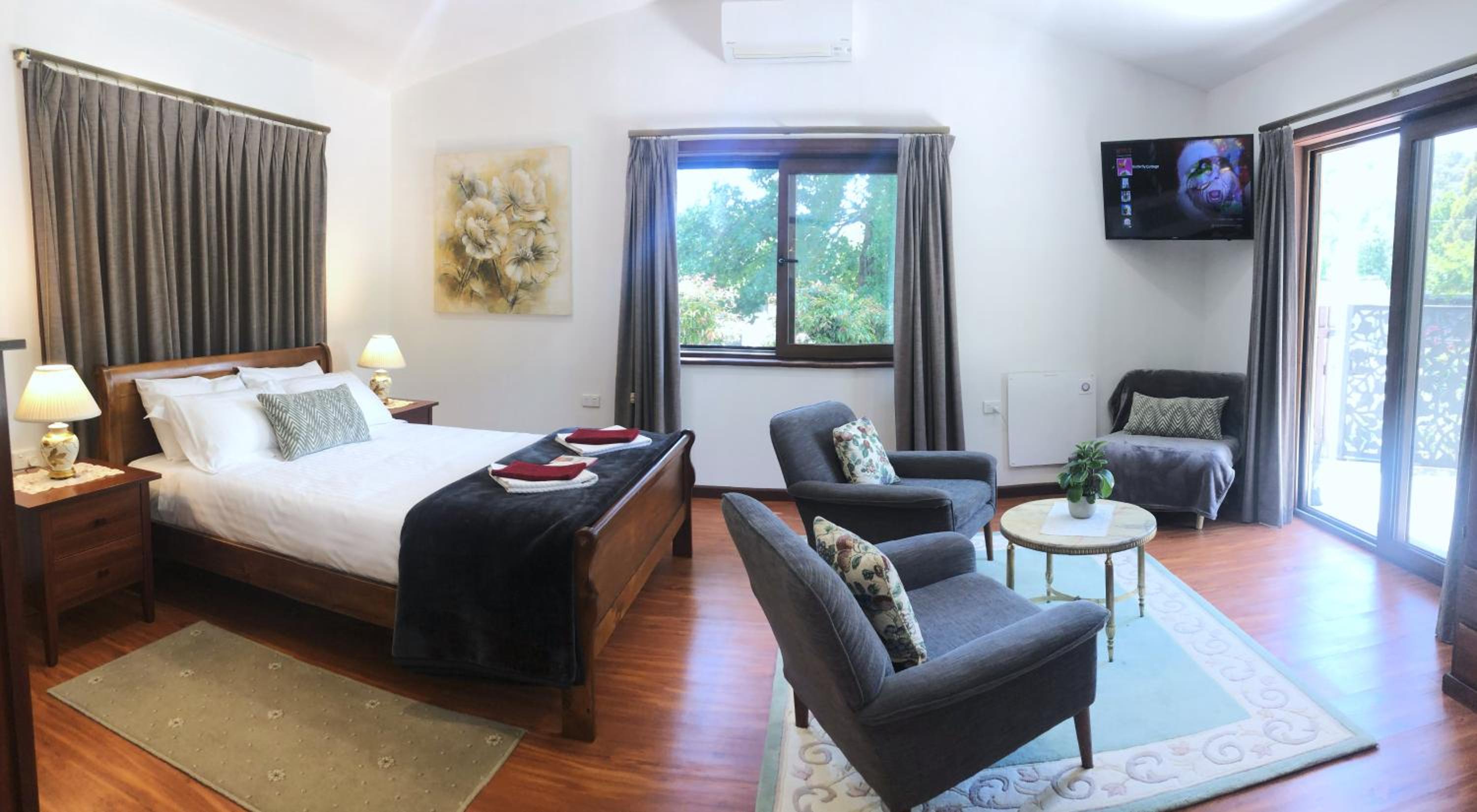 Magic Oak Getaway