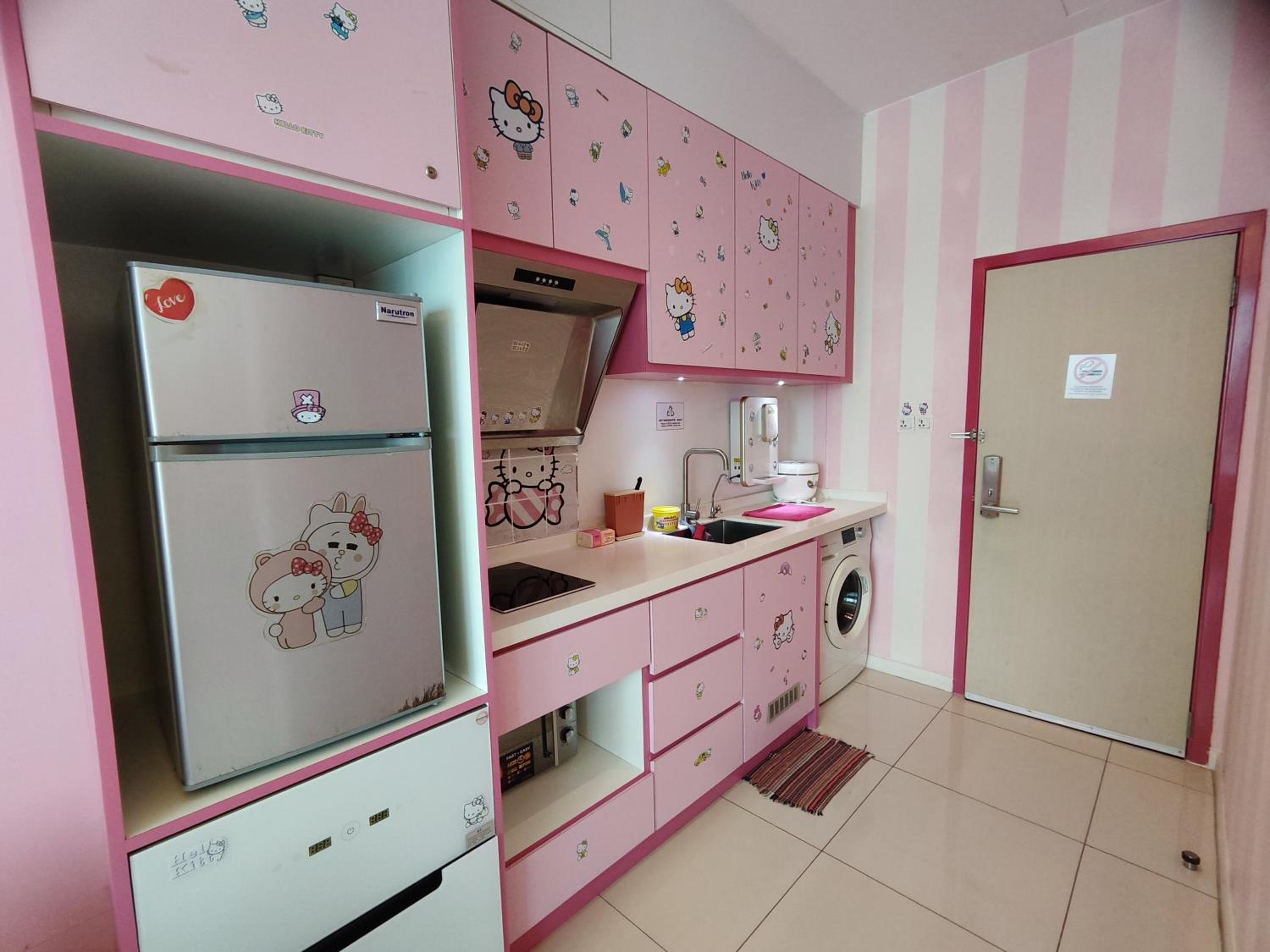 Disney Theme Apartment @ Sutera Avenue