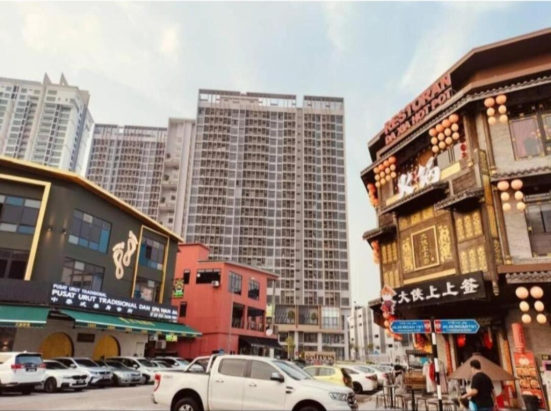 Skytree Studio Apartment Bukit Indah, Johor