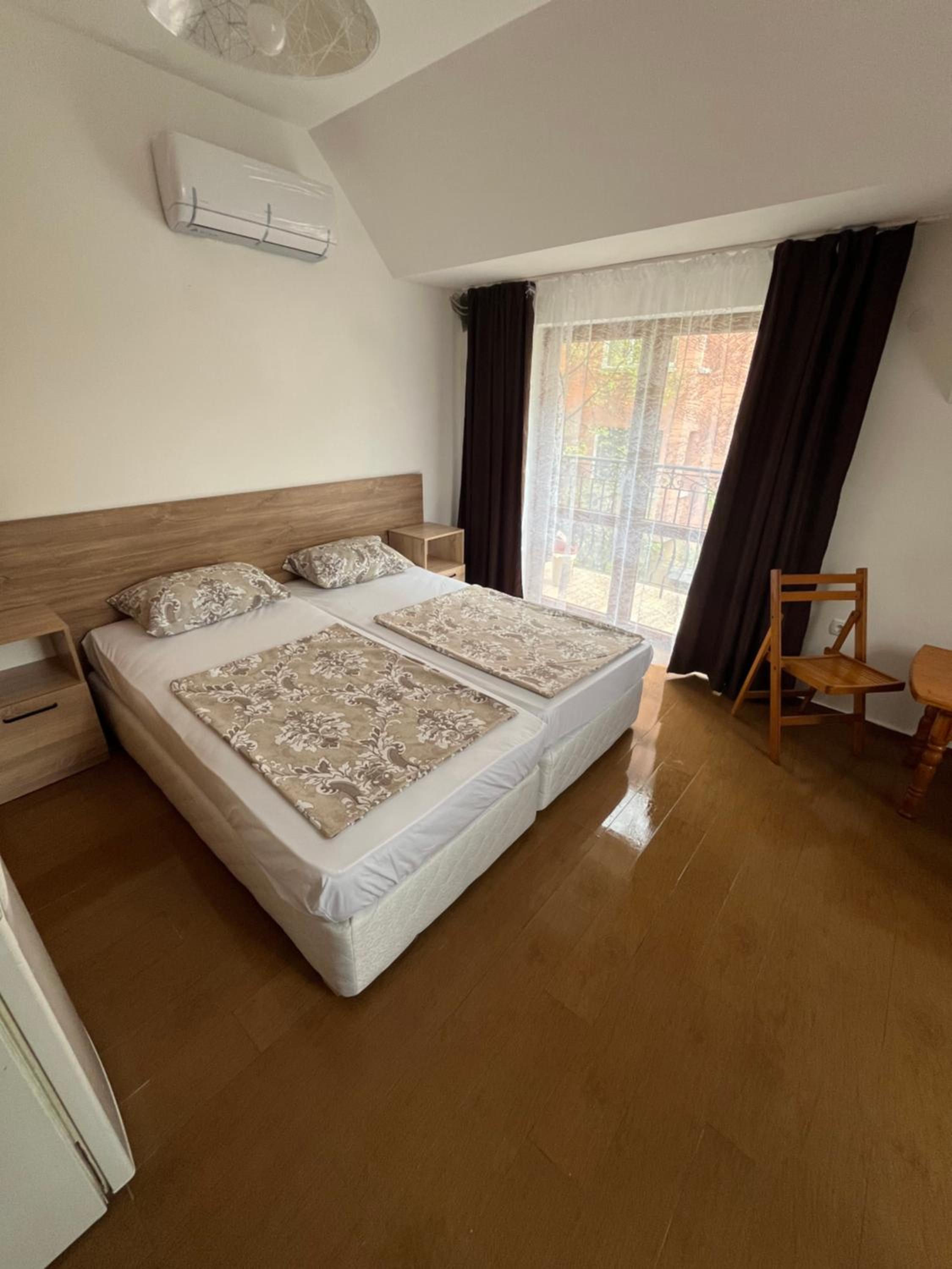 Nova Guesthouse - Private En-Suite Rooms I Sofia Center I Self Check-In