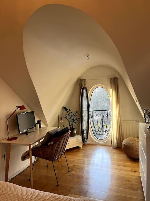 Photo 9