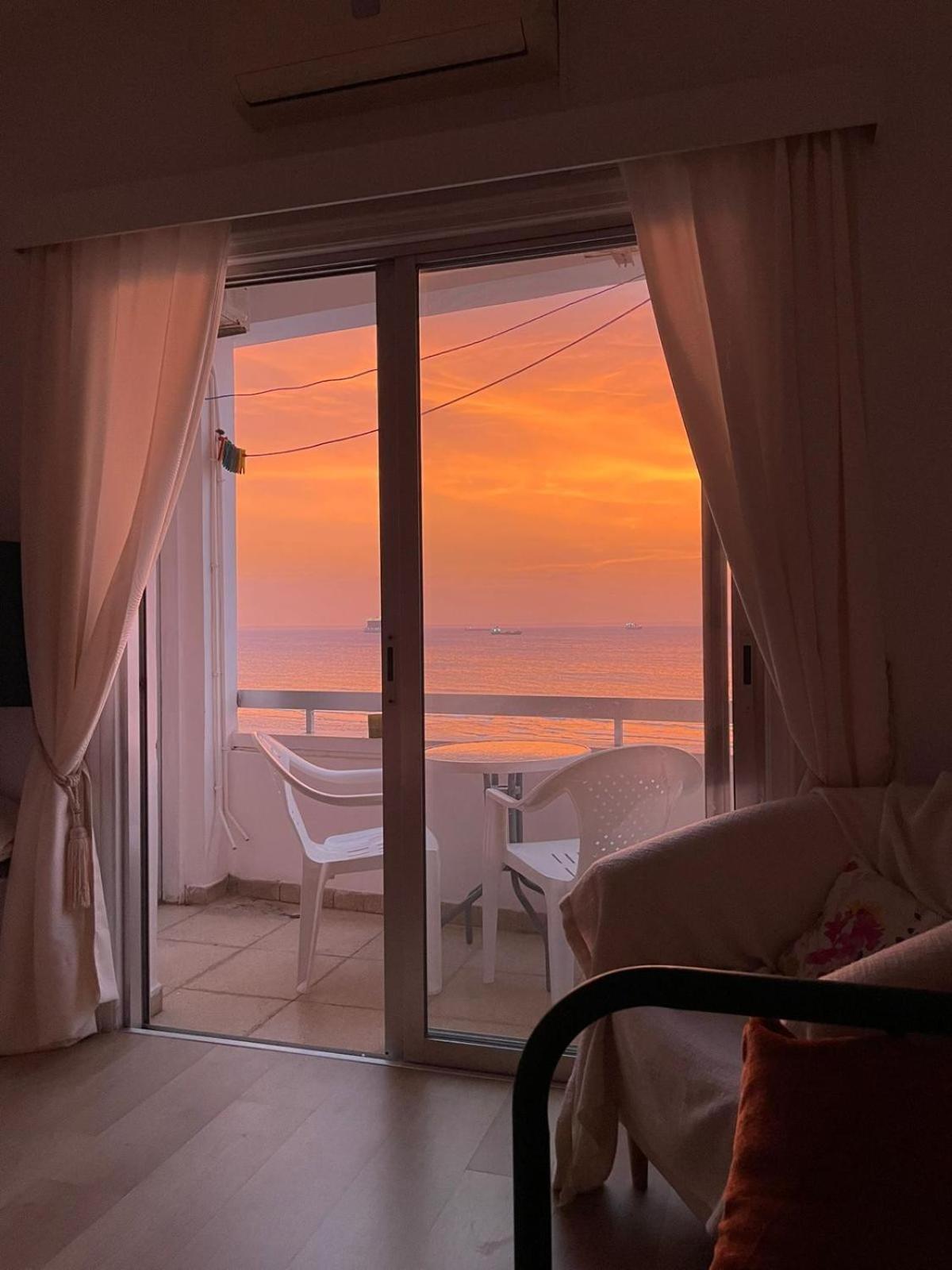 STAY Dreamy Seaside Apartment
