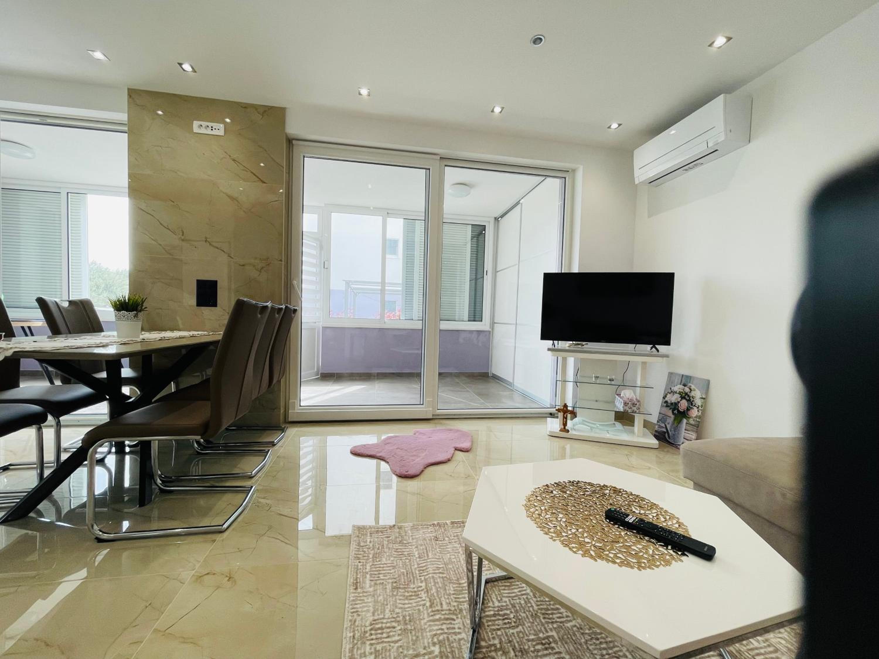 M&G Apartment Kastel Stari