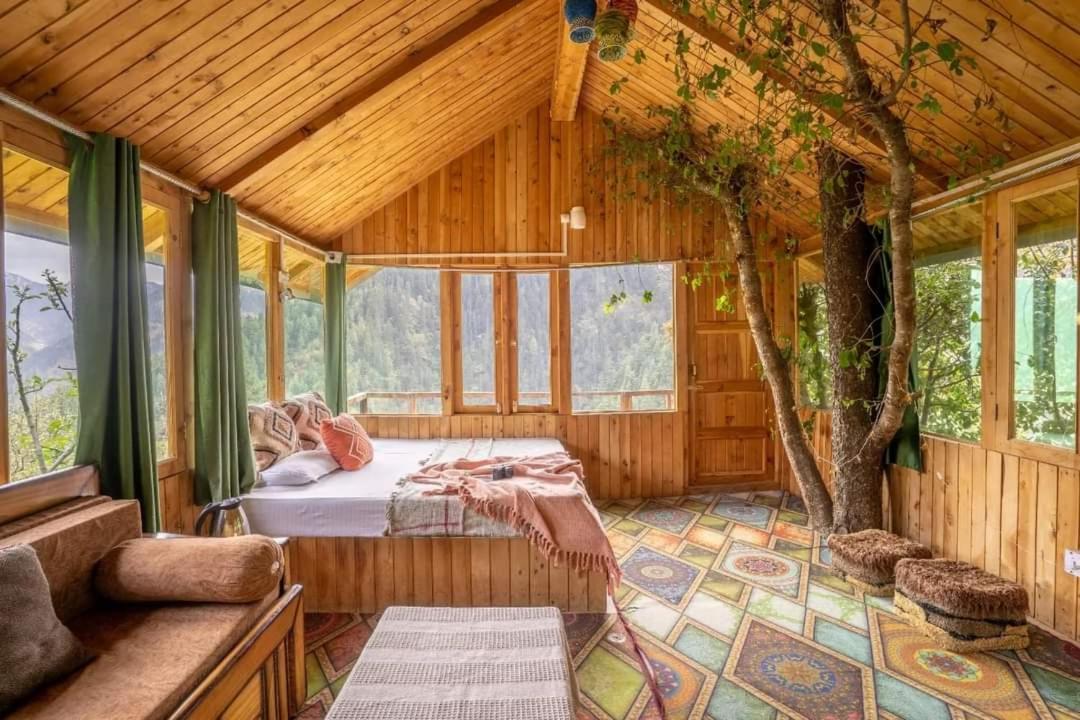 Sunlight Tree House and Cottage by Nature Nests view 3