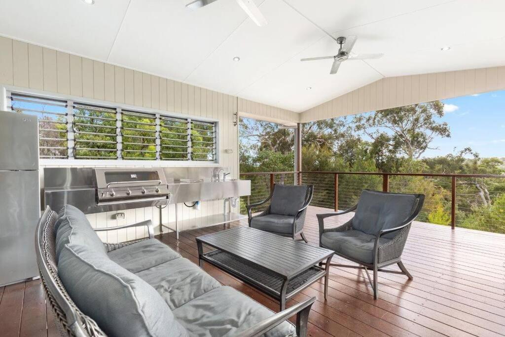 AVALON 5 STAR LUX 4 Bedroom home Kingfisher Bay Fraser Island 8 GUEST