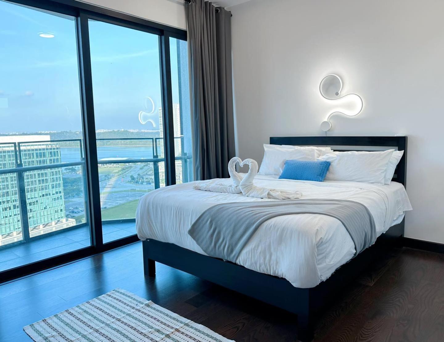 Almas Suites 5min to Legoland JCHome By MWM photo 1