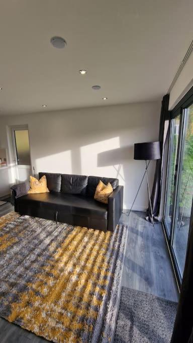 Delightful cabin retreat wrapped by natural beauty