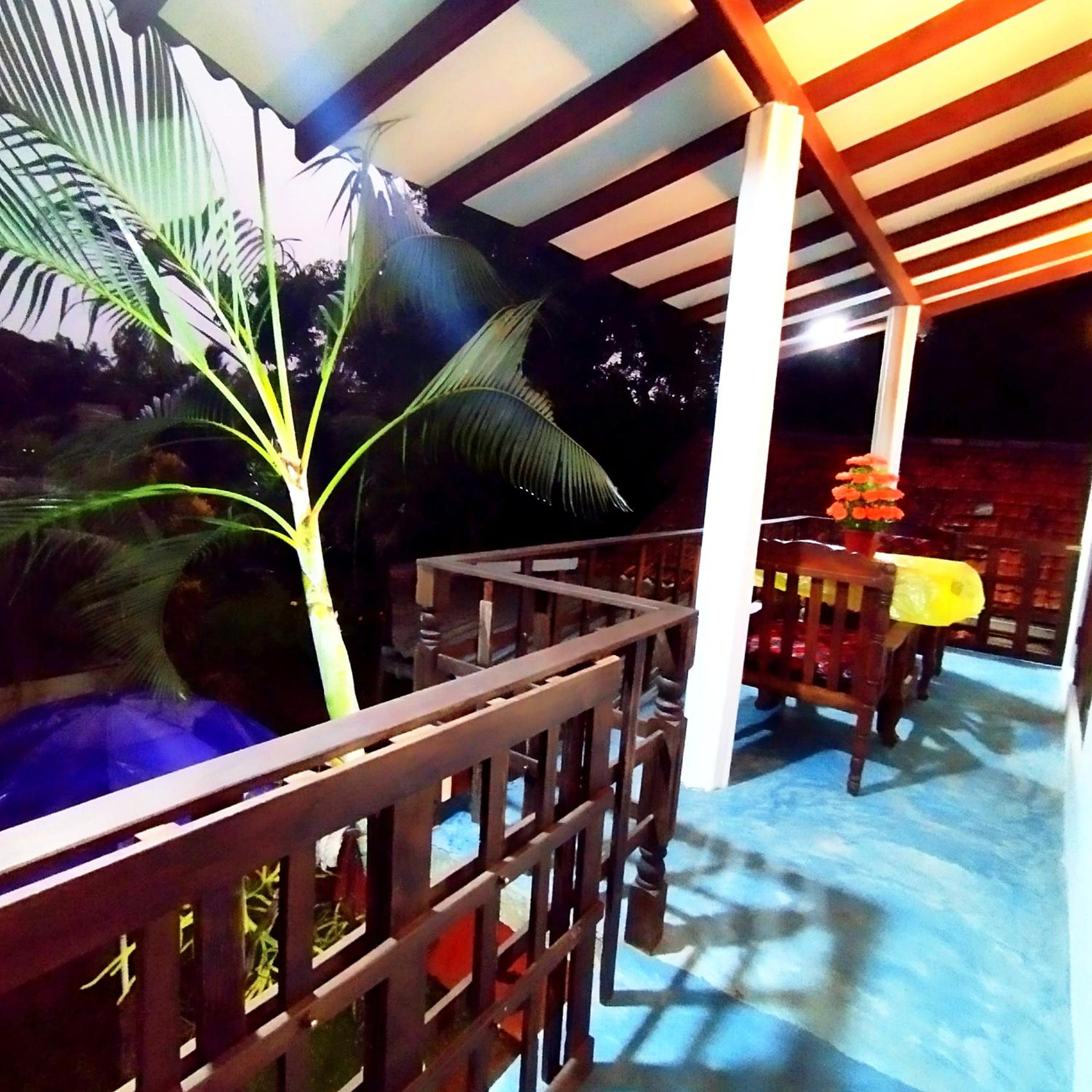 Villa lovely birds mirissa view 2