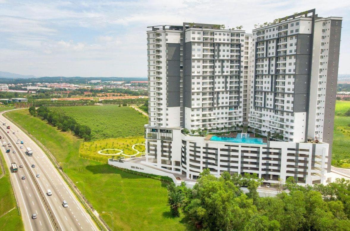 Centra Residence Holiday Family suites 8pax