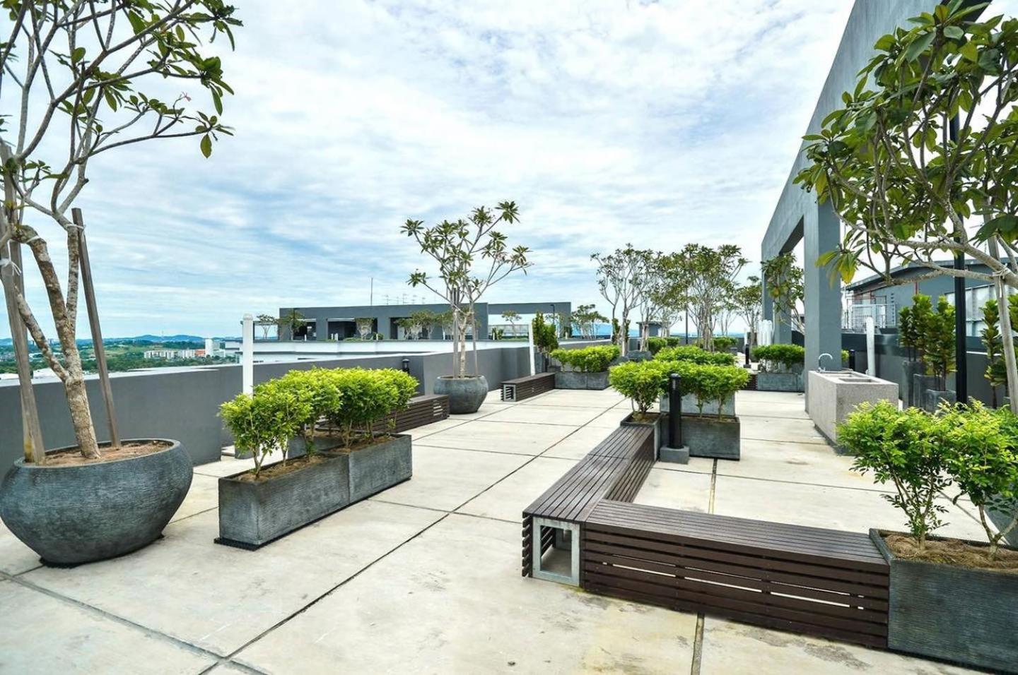 Centra Residence Holiday Family suites 8pax