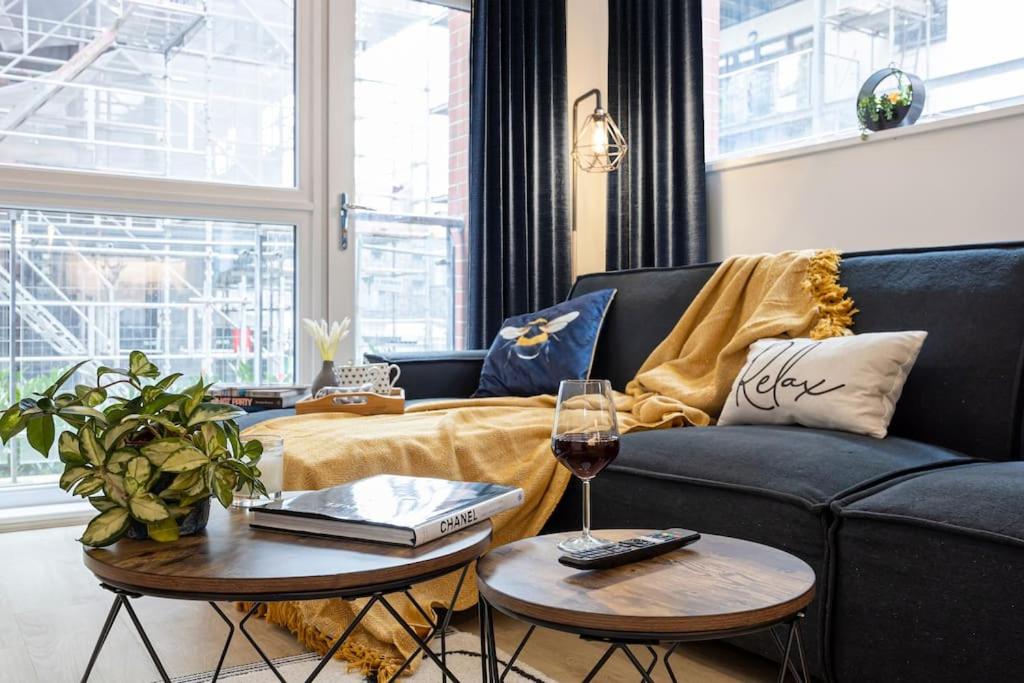 City Centre - Luxe 2Bed Palazzo view 2