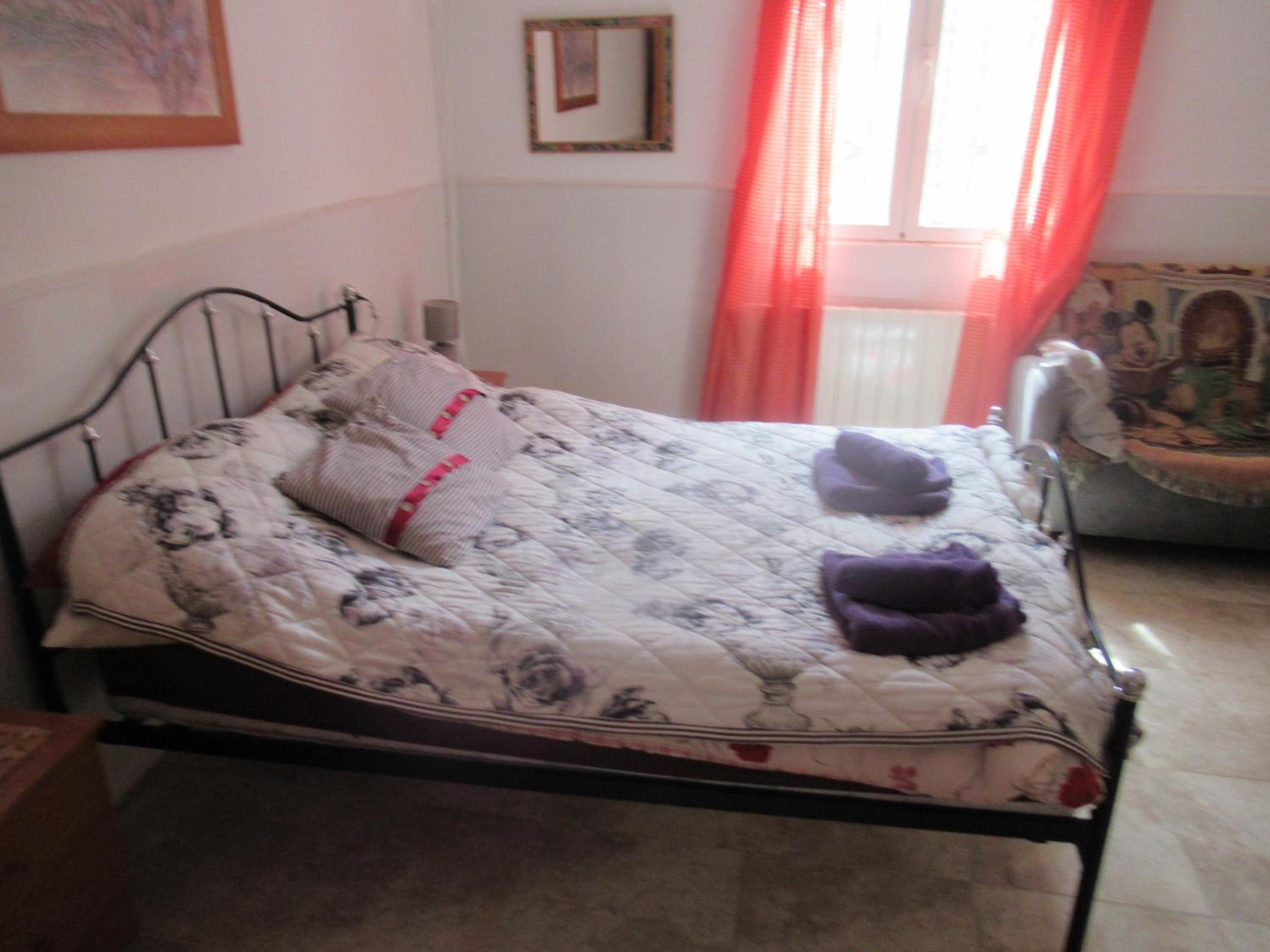 lovely double room with private bathroom photo 5