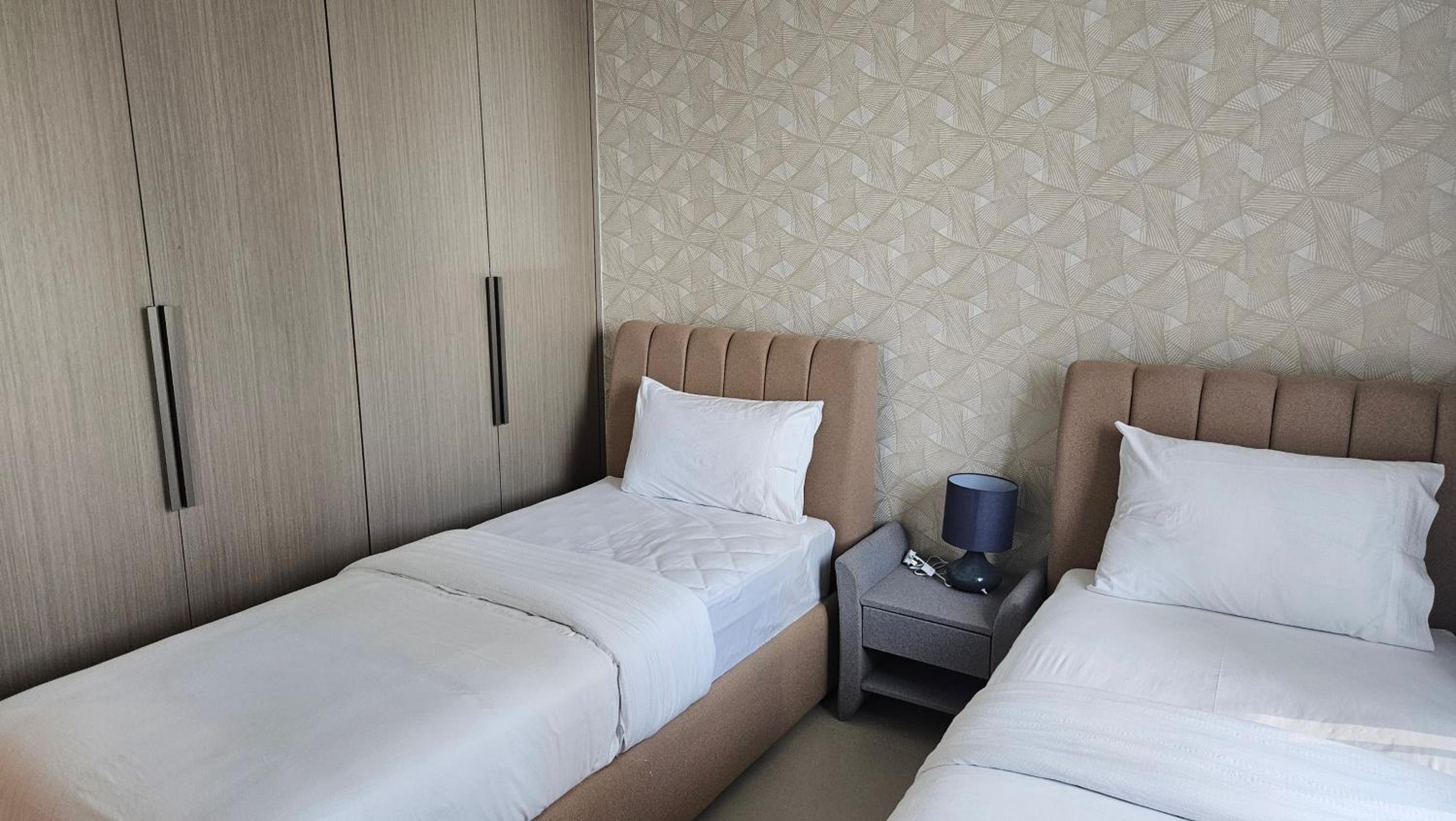MH - Stunning 3BR Burj View - ACT TWO -REF4107