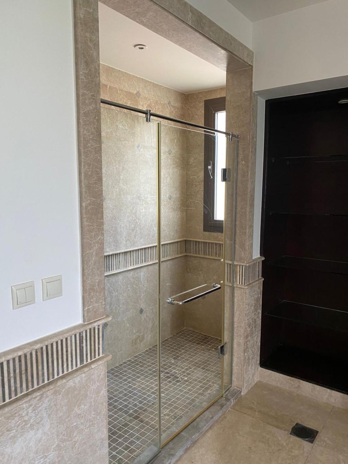Villa in marassi direct sea view