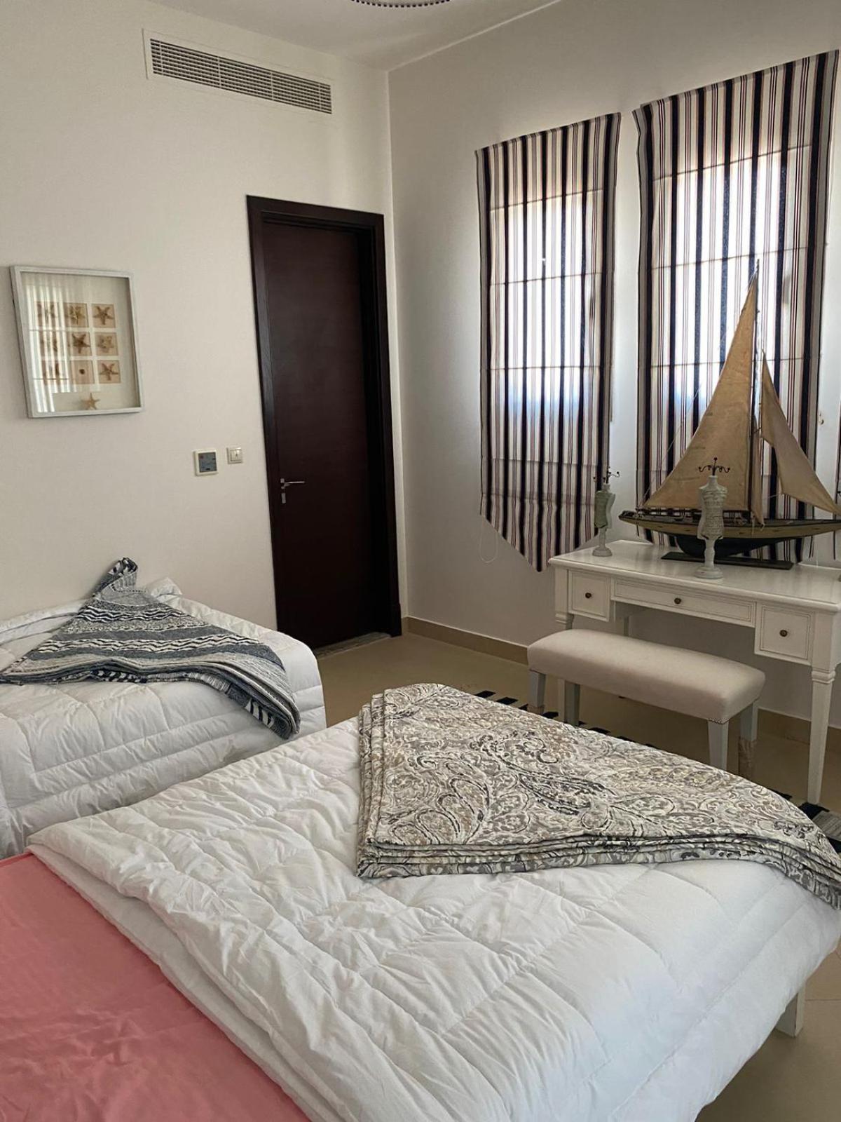 Villa in marassi direct sea view