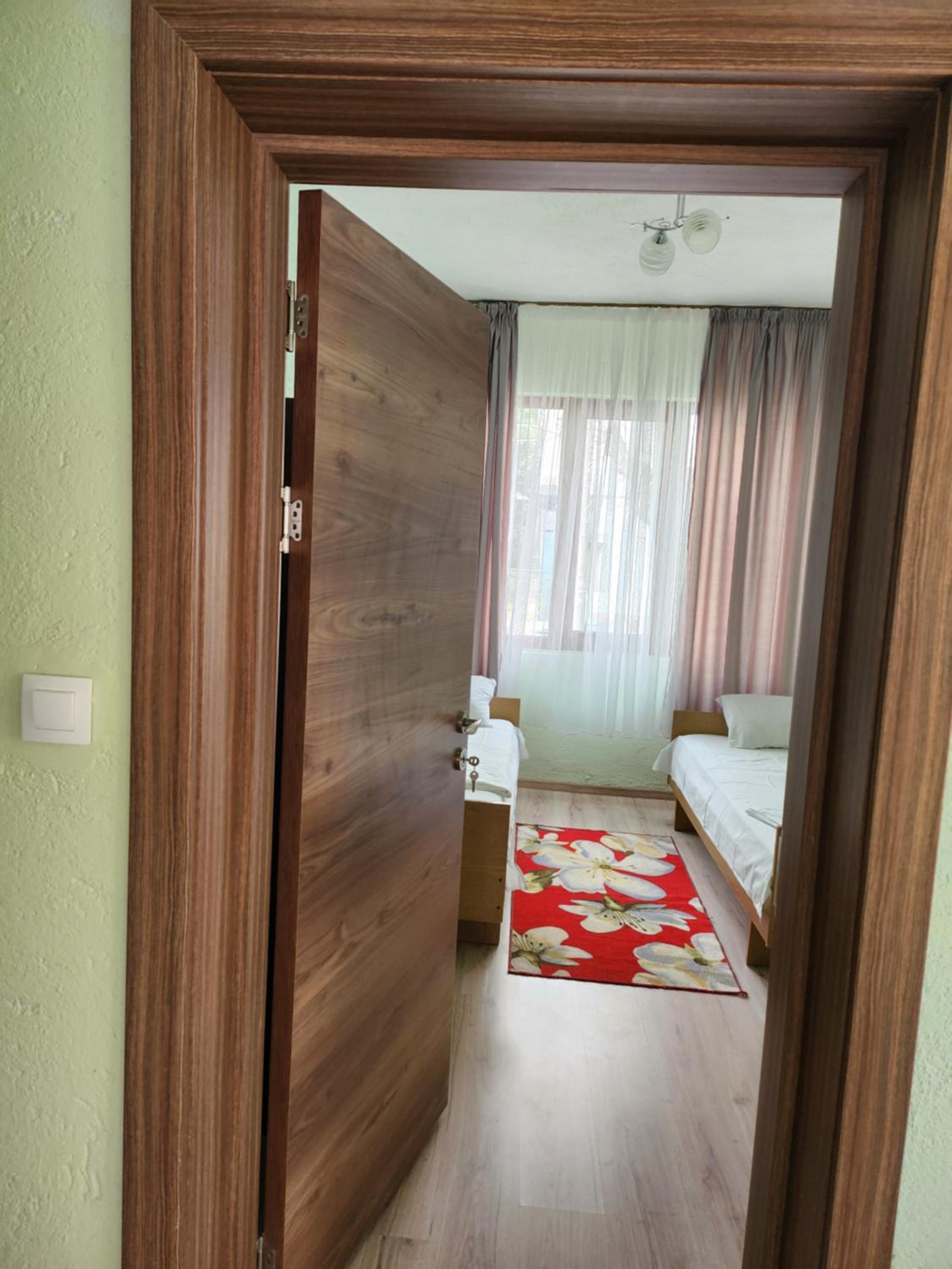 Apartment Lachevi