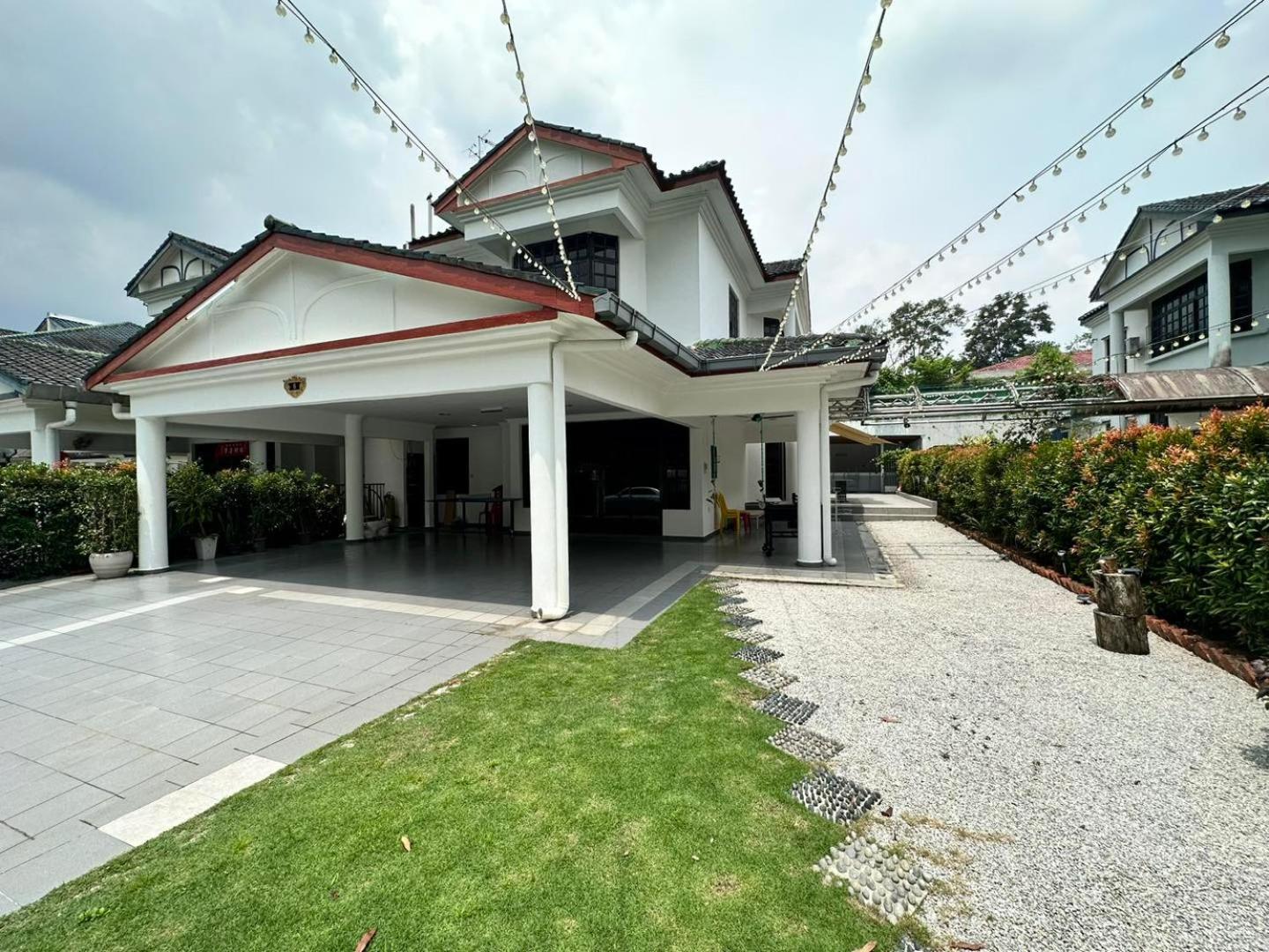 Kempas Spacious KTV Gather 25pax