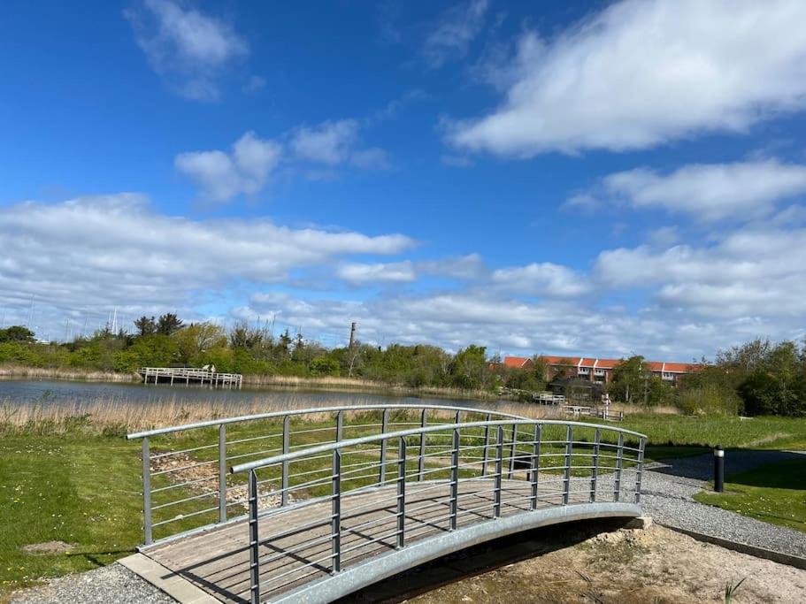 Fantastisk lejebolig med direkte udsigt til sø