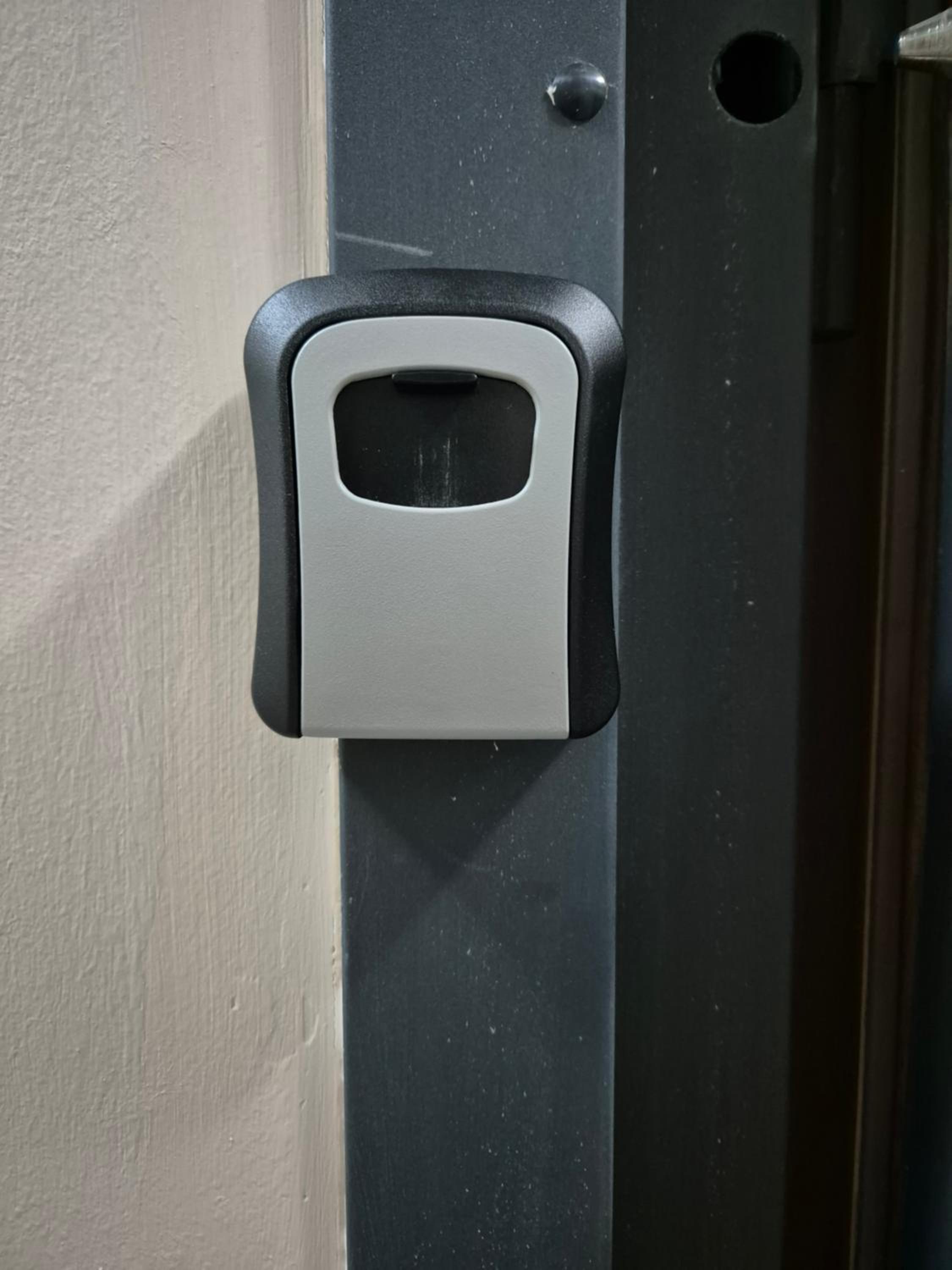 Nest Apartment