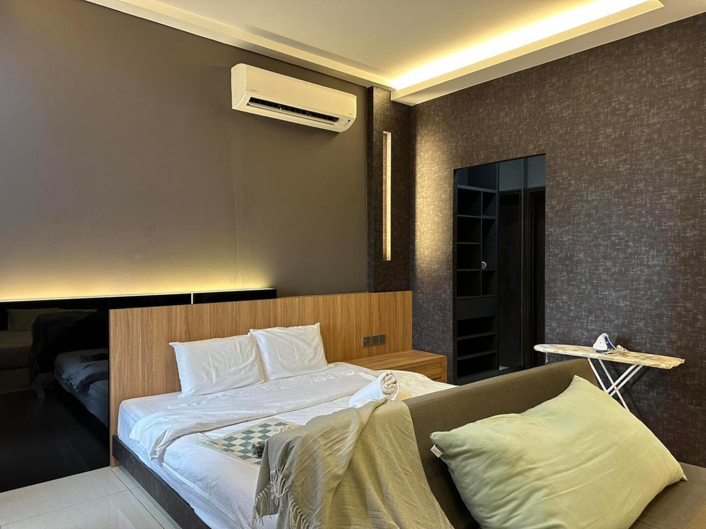 Molek Regency Johor Bahru By JC Home