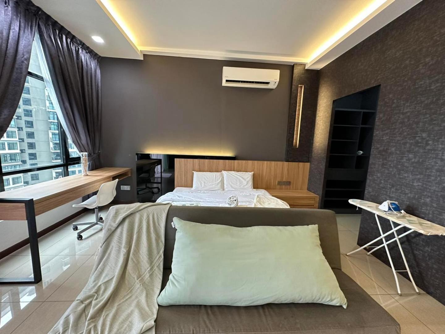Molek Regency Johor Bahru By JC Home