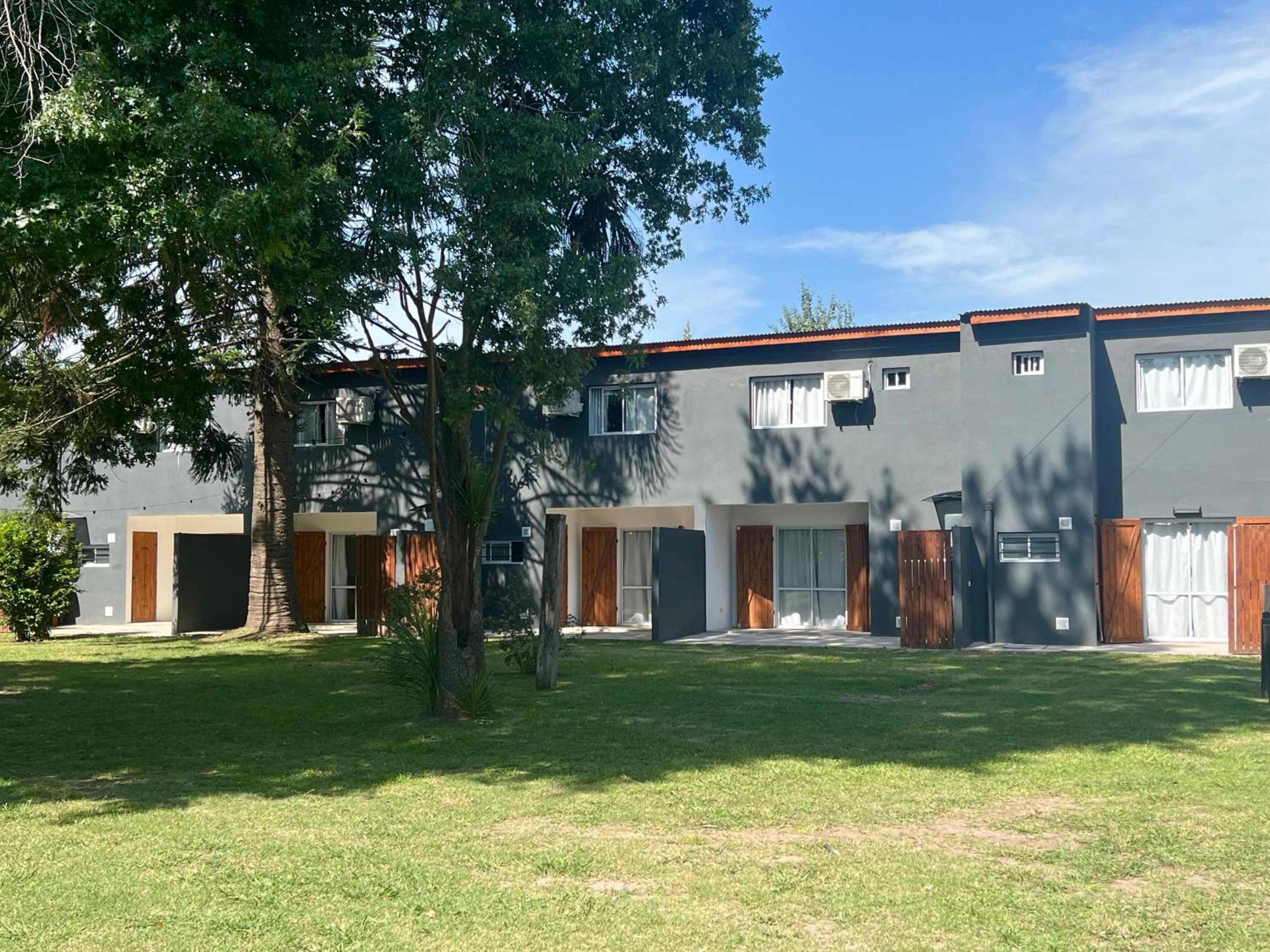 Araucarias Cabañas y Departamentos