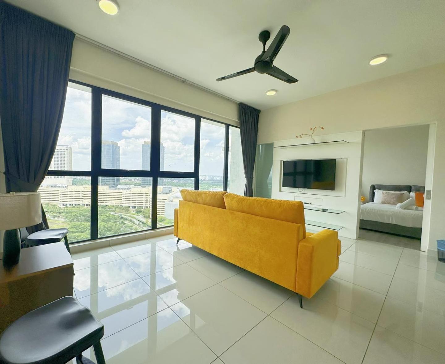 Mosaic Southkey Johor Bahru 5 min to Midvalley by JC Home