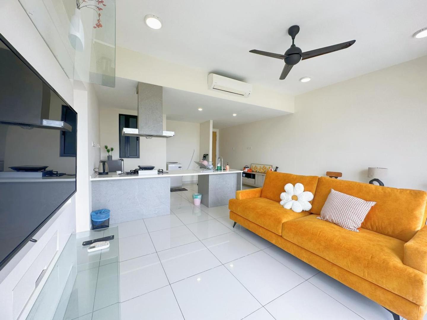 Mosaic Southkey Johor Bahru 5 min to Midvalley by JC Home