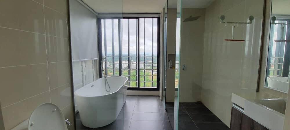 Mosaic Southkey Johor Bahru 5 min to Midvalley by JC Home