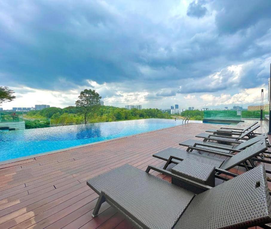 Mosaic Southkey Johor Bahru 5 min to Midvalley by JC Home
