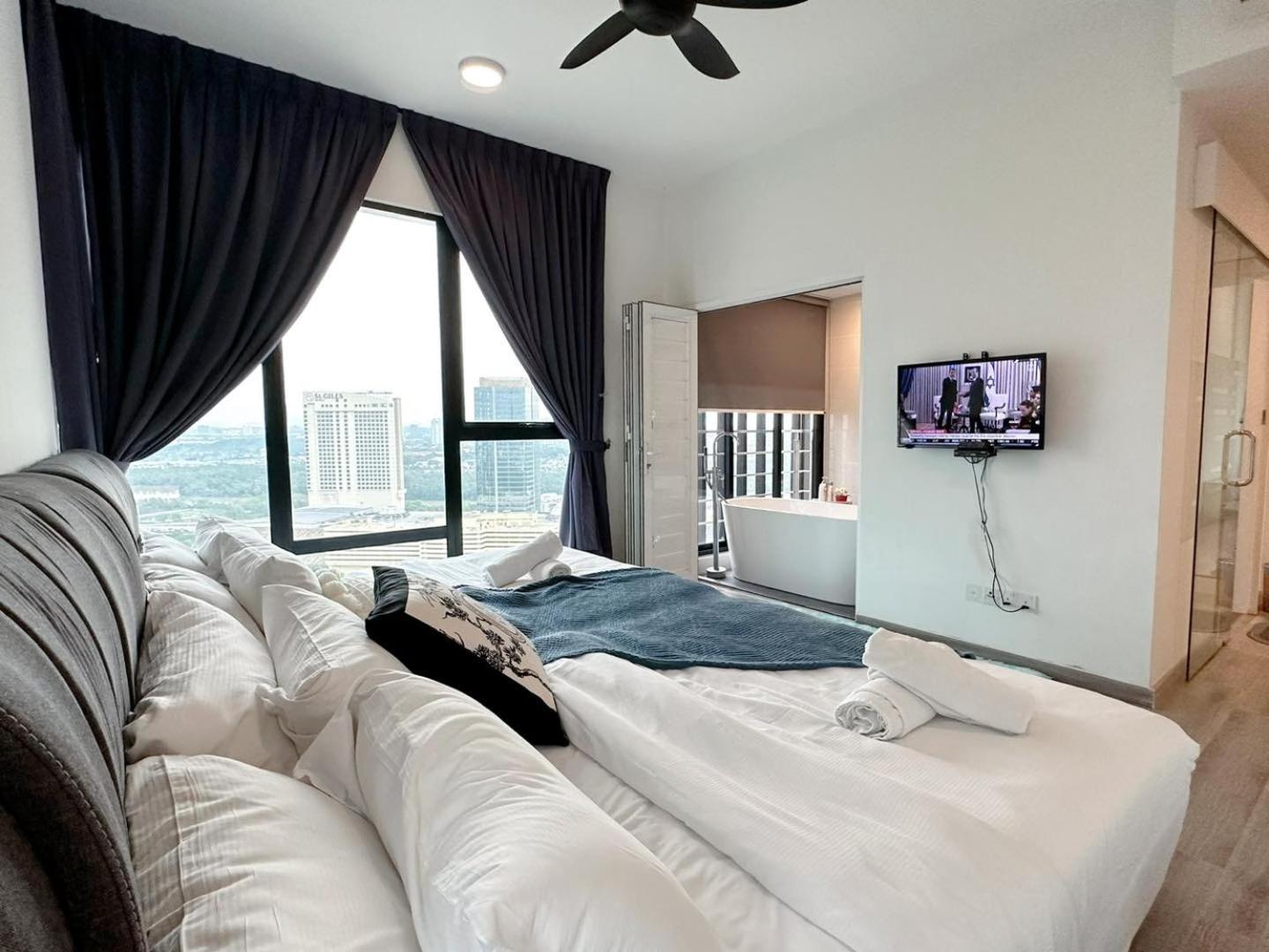 Mosaic Southkey Johor Bahru 5 min to Midvalley by JC Home