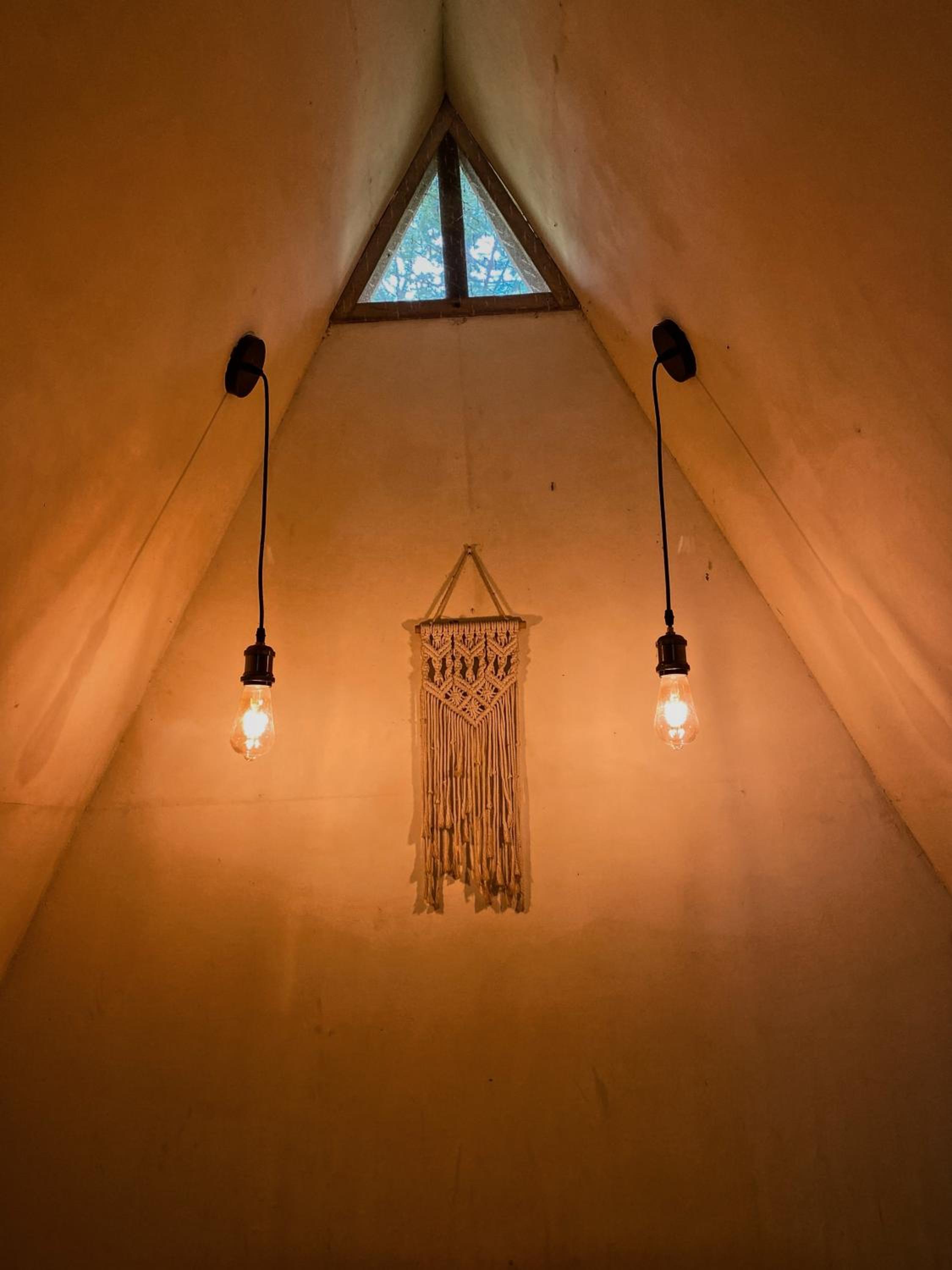 Basabasi Island Lodge view 3