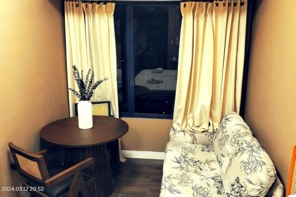 Calm Staycation S&L