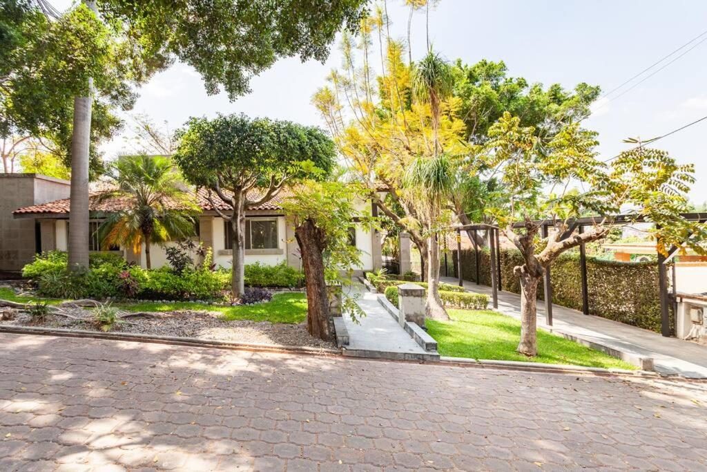 Casa vacacional alberca/jardín