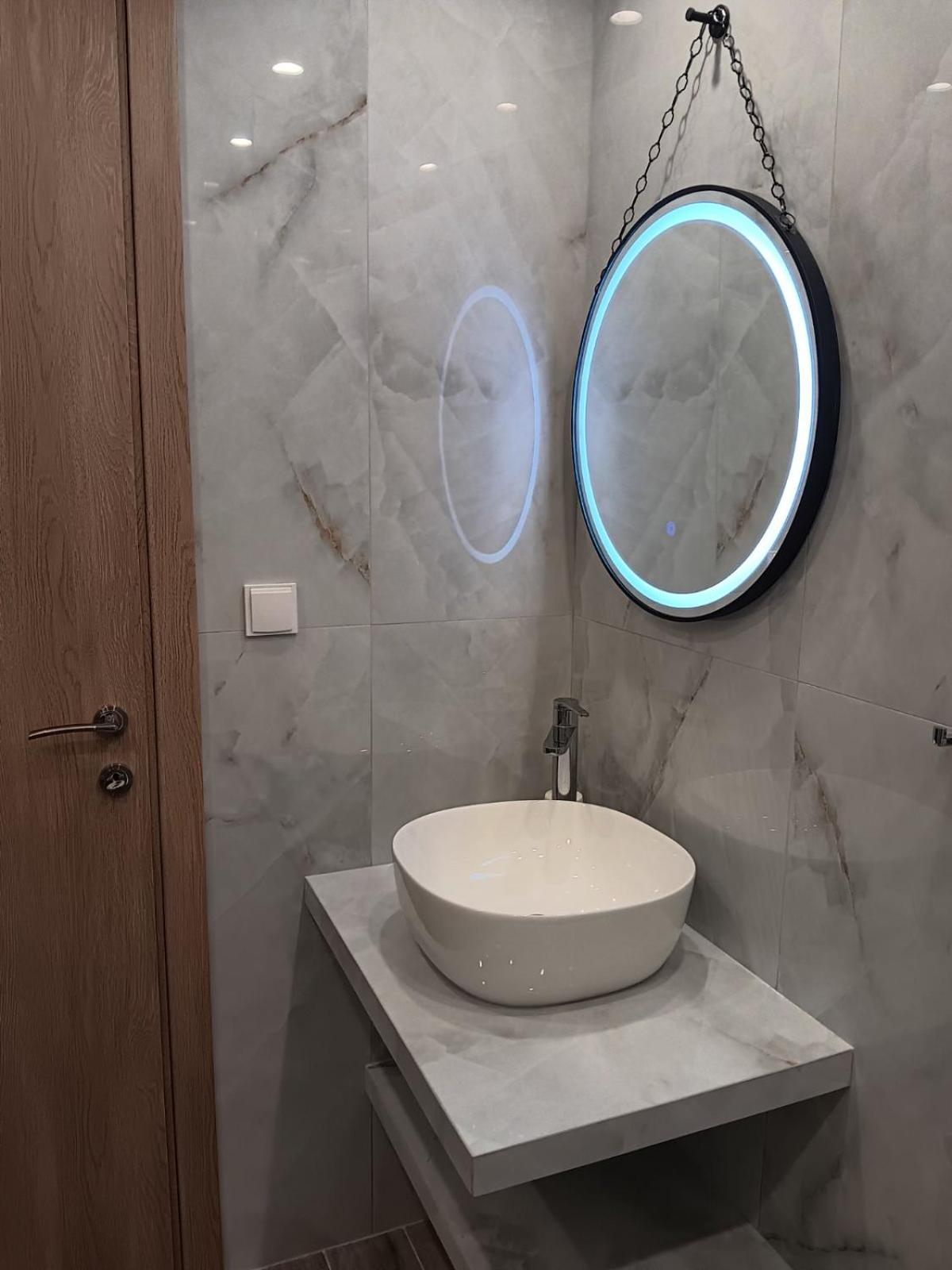 Elena's Place, free parking!!! photo 5