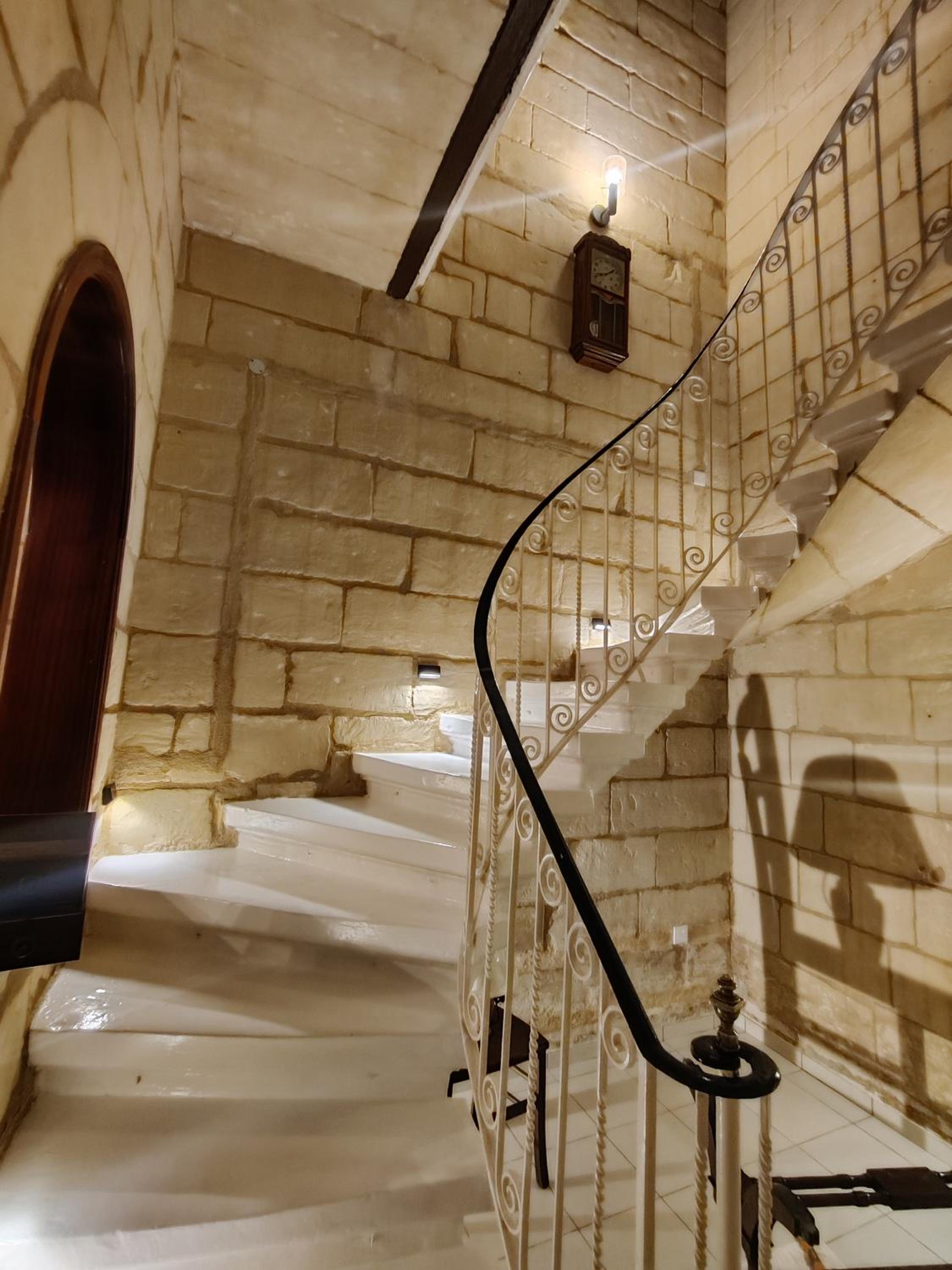 Peaceful Traditional Maltese Townhouse view 2