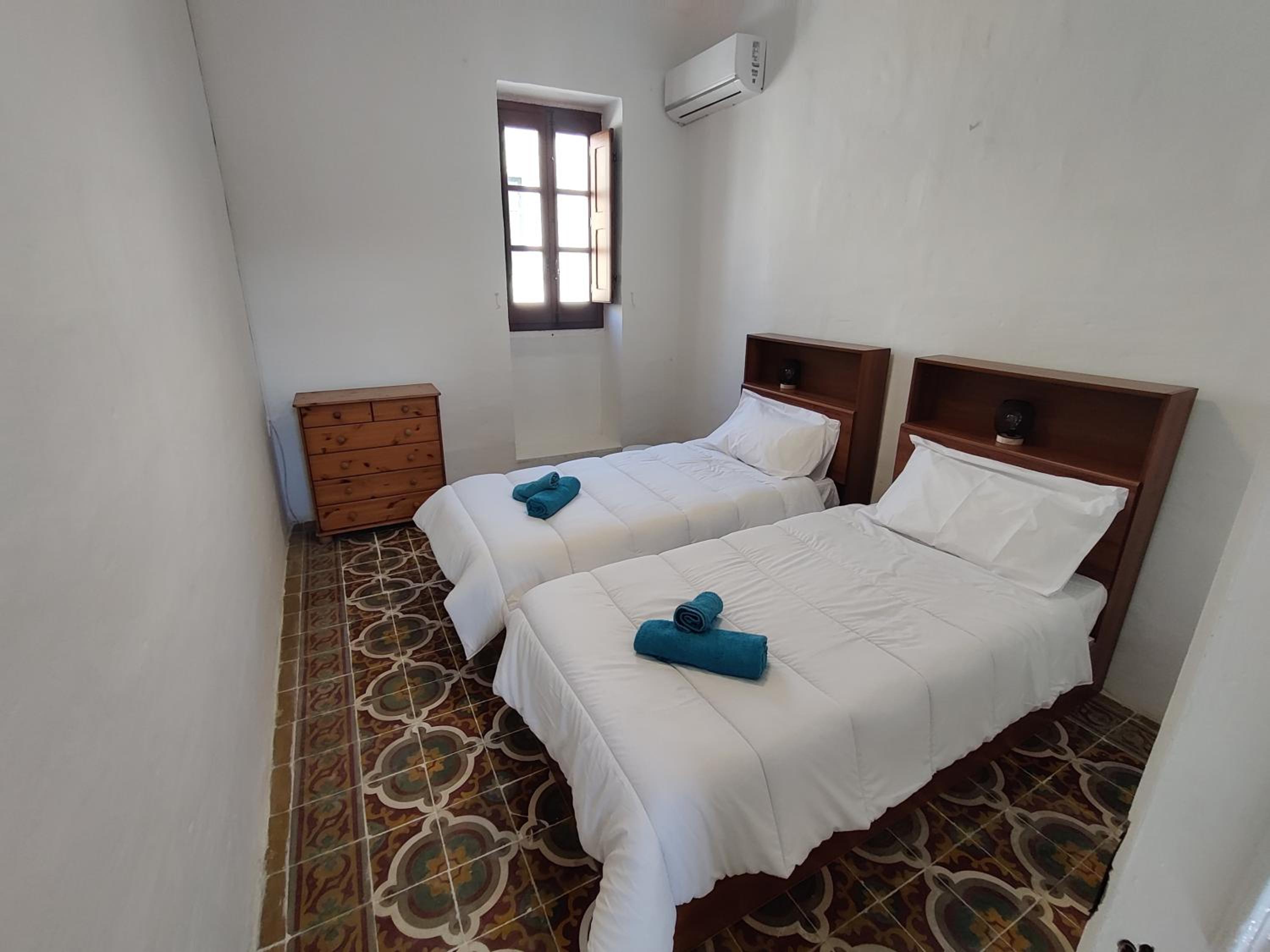 Peaceful Traditional Maltese Townhouse view 5