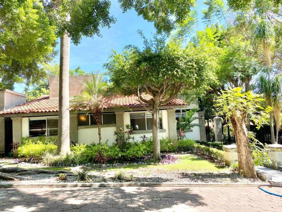 Casa vacacional alberca/jardín