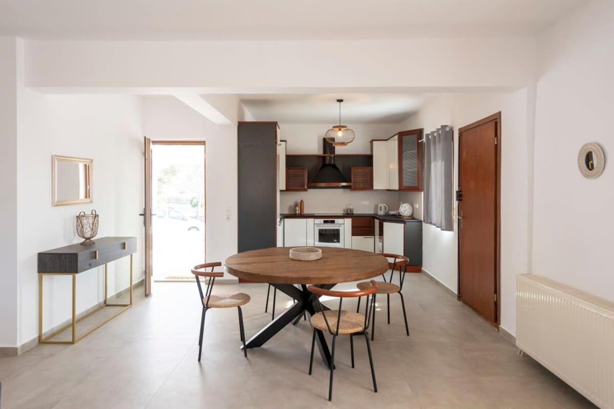 Theodora's Family Suite view 5