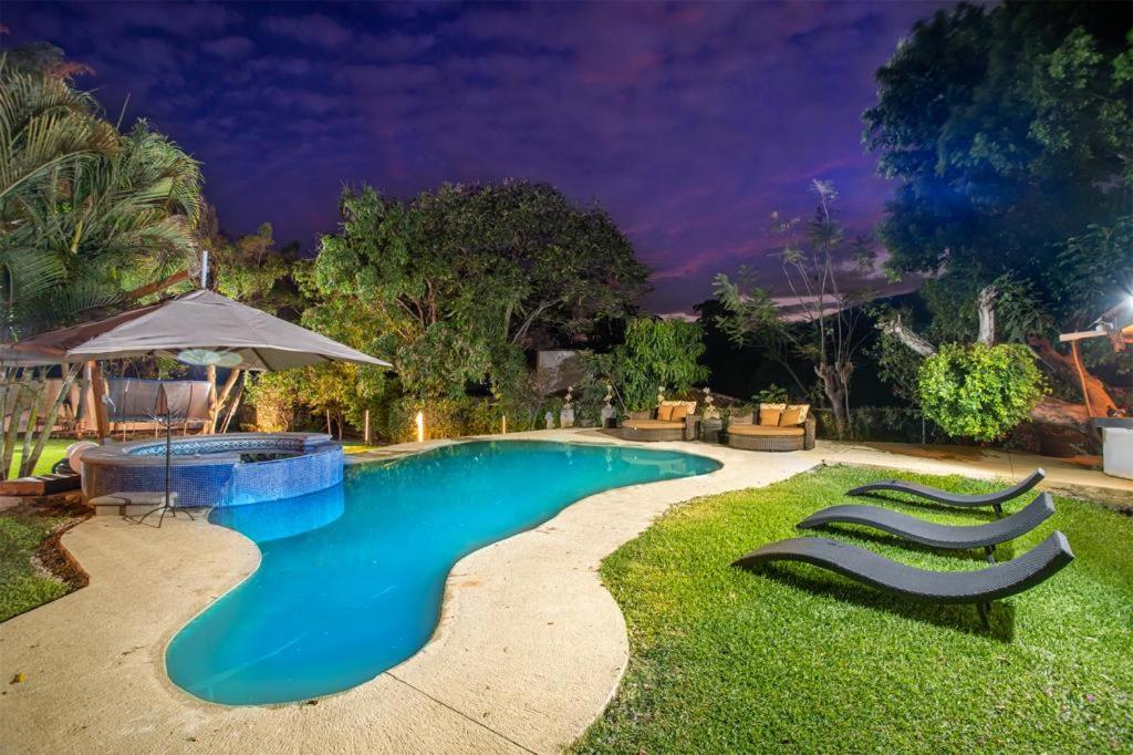 Casa vacacional alberca/jardín