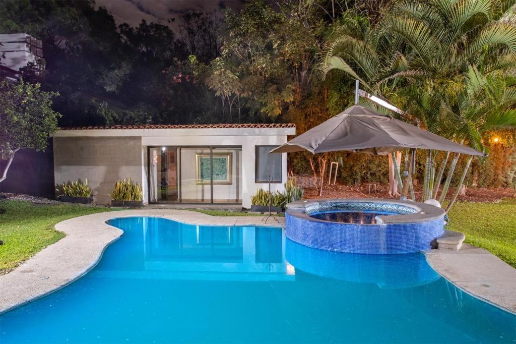 Casa vacacional alberca/jardín