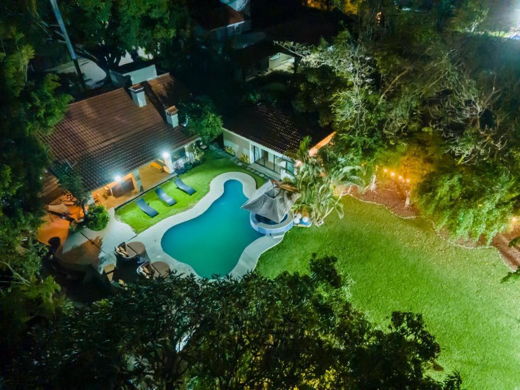 Casa vacacional alberca/jardín