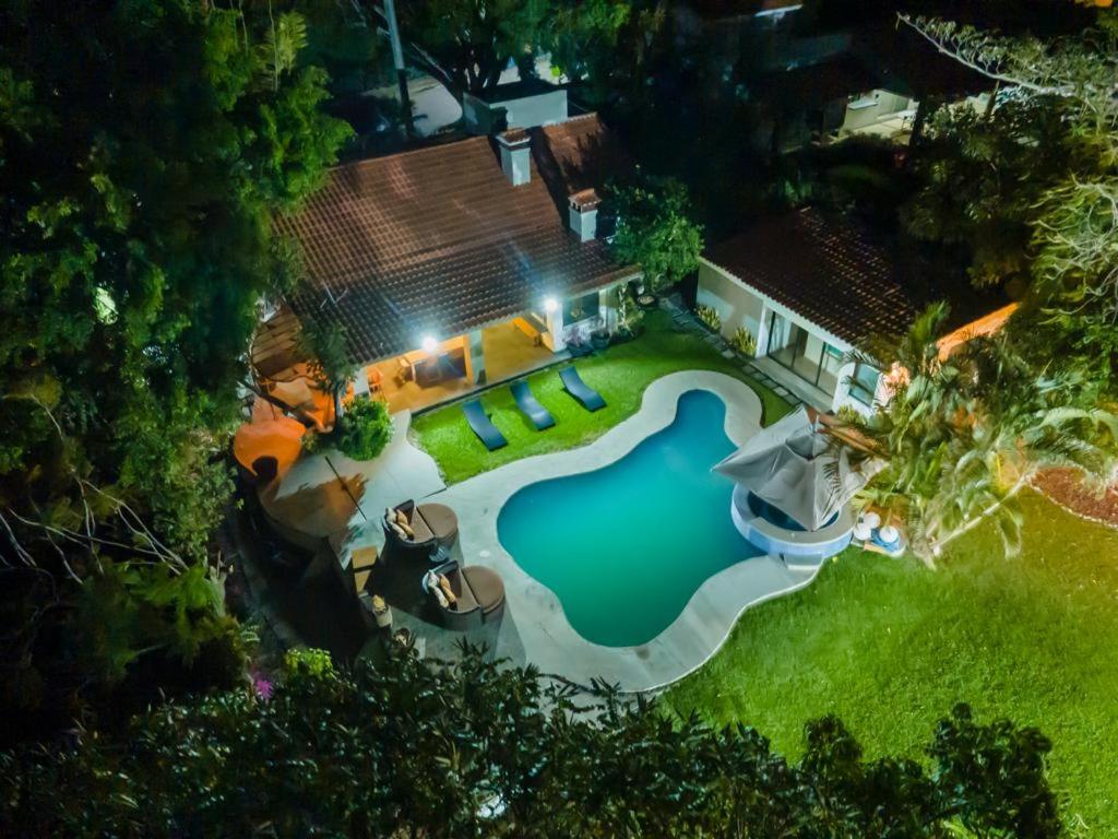 Casa vacacional alberca/jardín