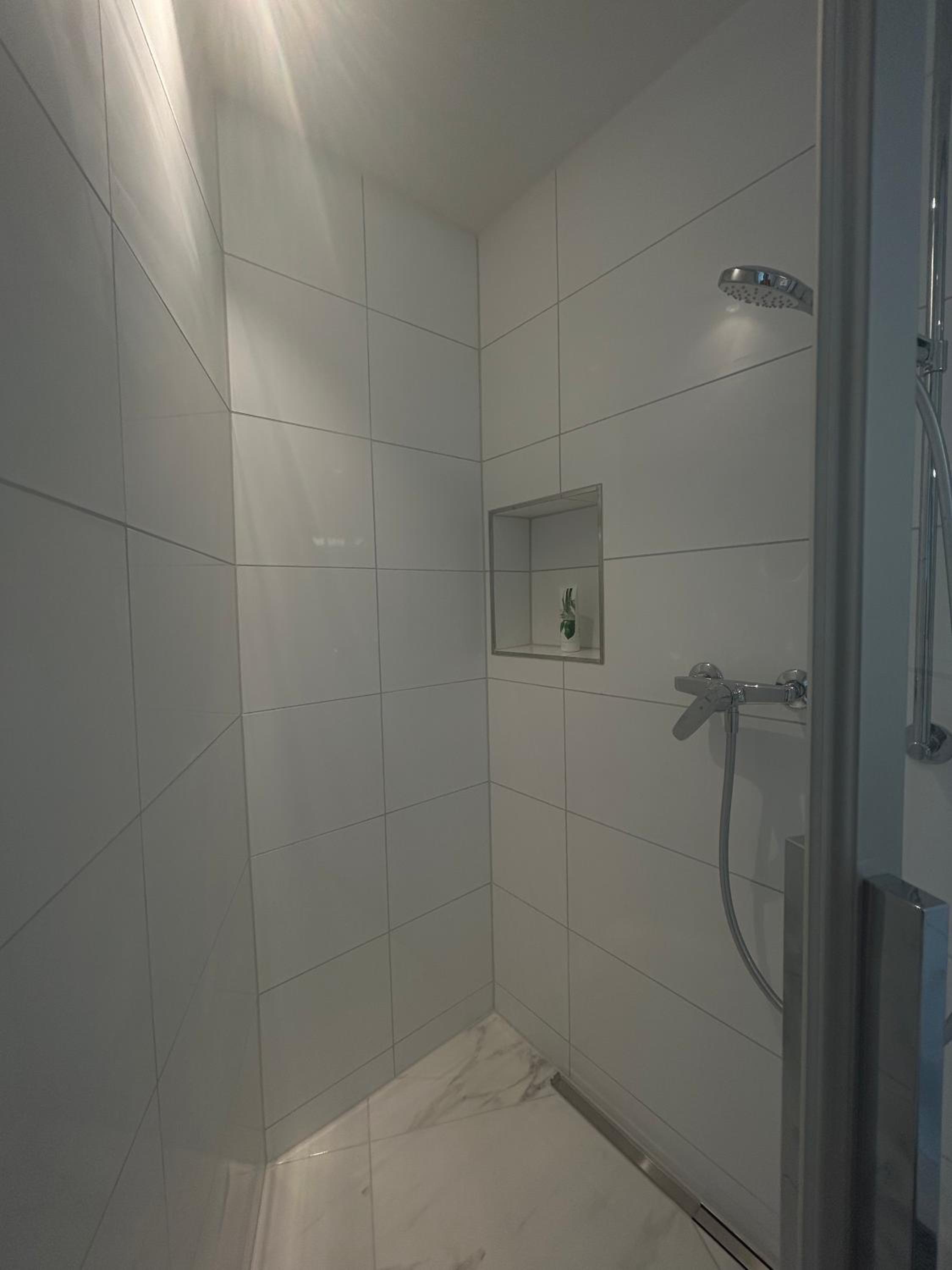 Modern Studio with Lake View near Zurich