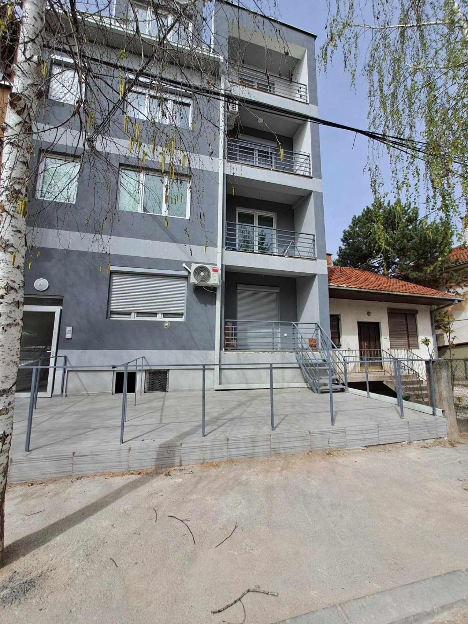 Photo 7