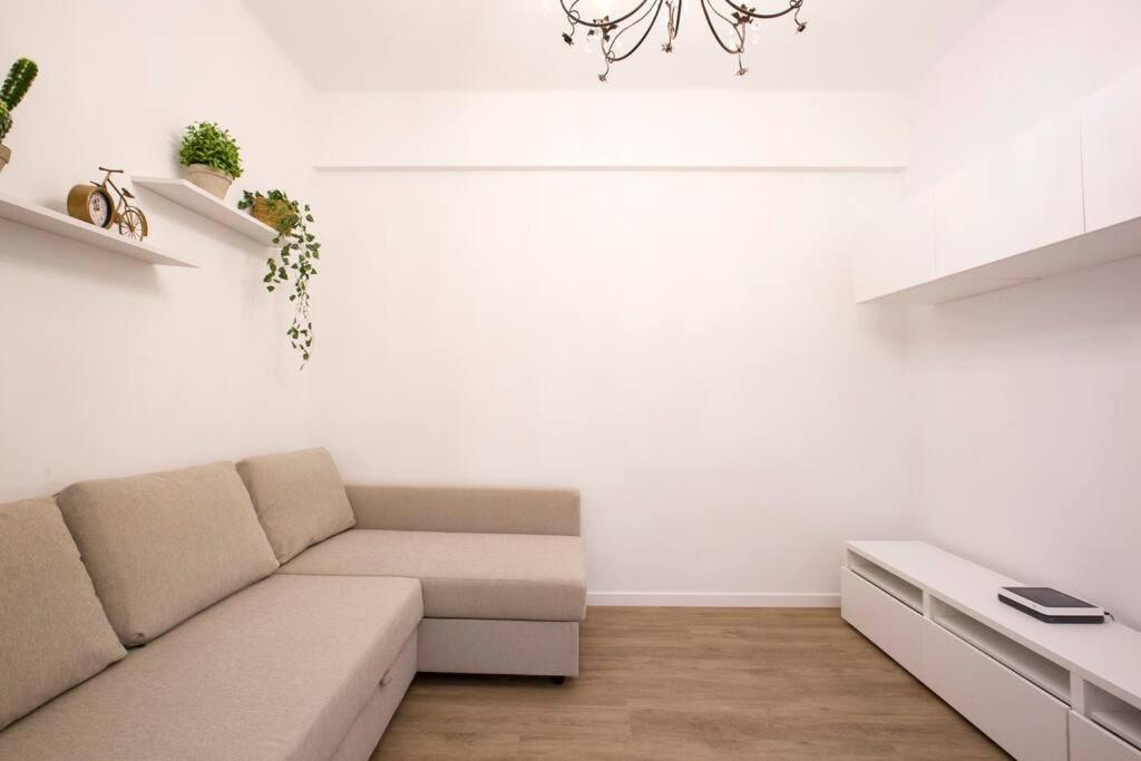 Alhóndiga Flat by Next Stop Bilbao