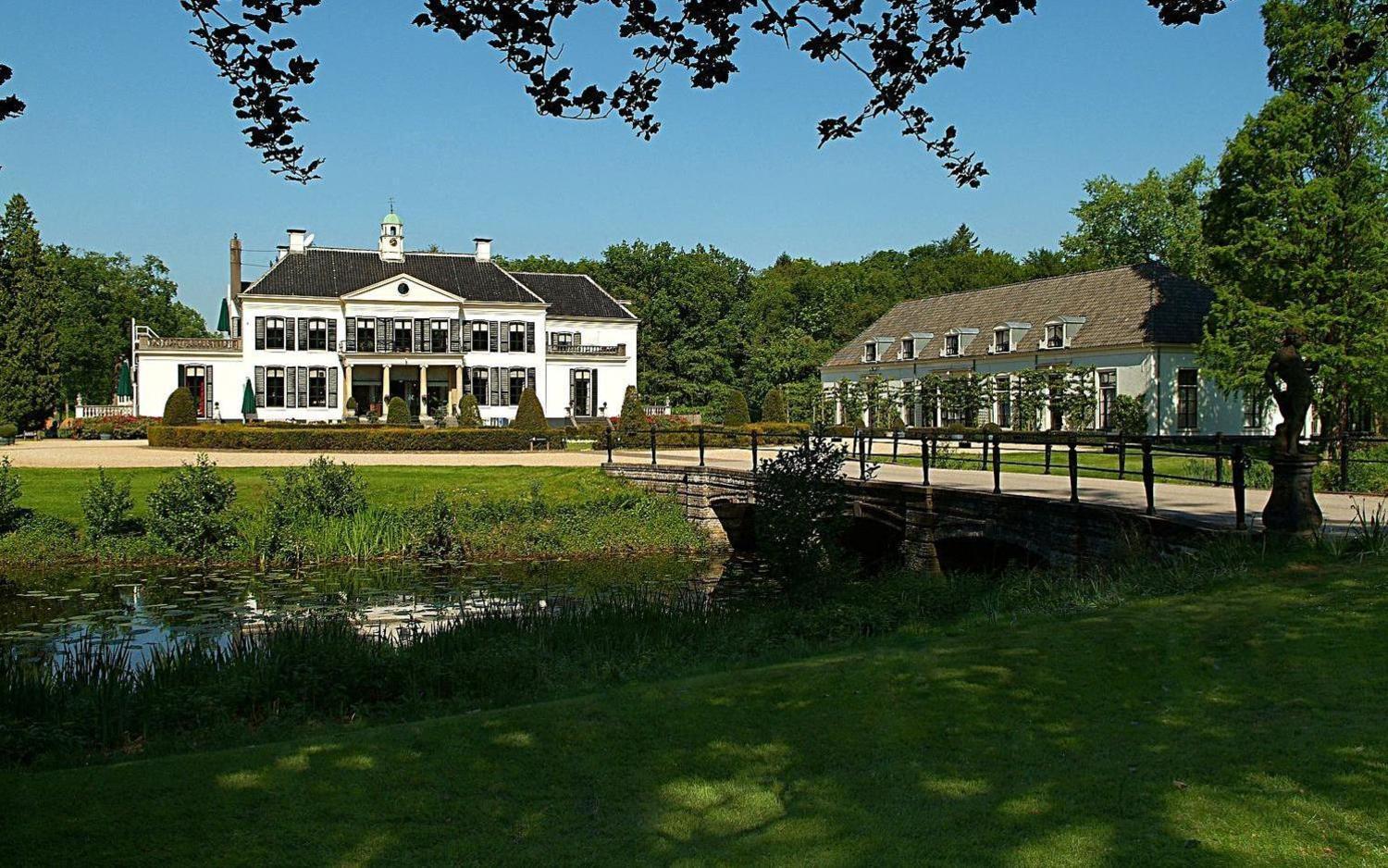 Chalet de Bosrand 404, unieke rustige plek met veel privacy aan de bosrand van vakantiepark op de Veluwe view 5