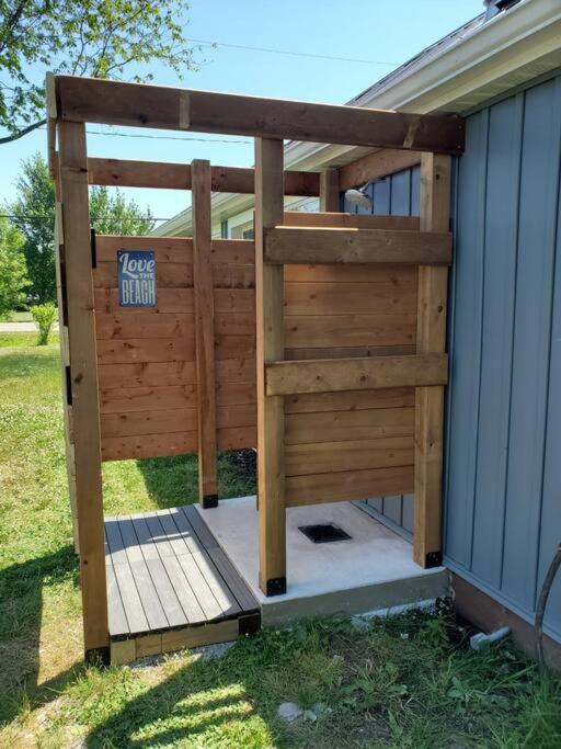 Lazy Daisy - Perfect cottage for a Lake Erie getaway!